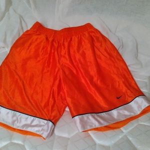 Nike short